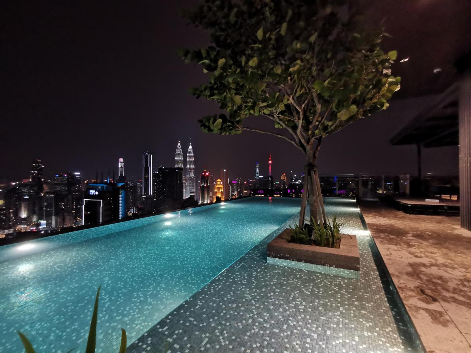 Expressionz Designer Suites Host By Aurora Premium Stay Kuala Lumpur Exterior foto